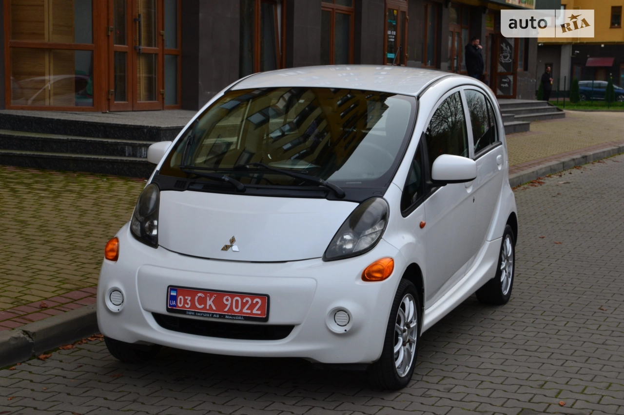 Mitsubishi i-MiEV 2013