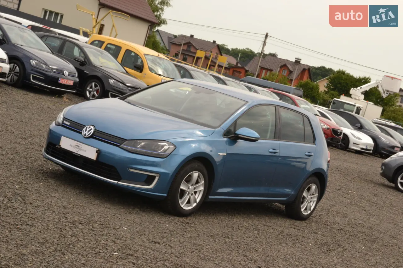 Volkswagen e-Golf 2015